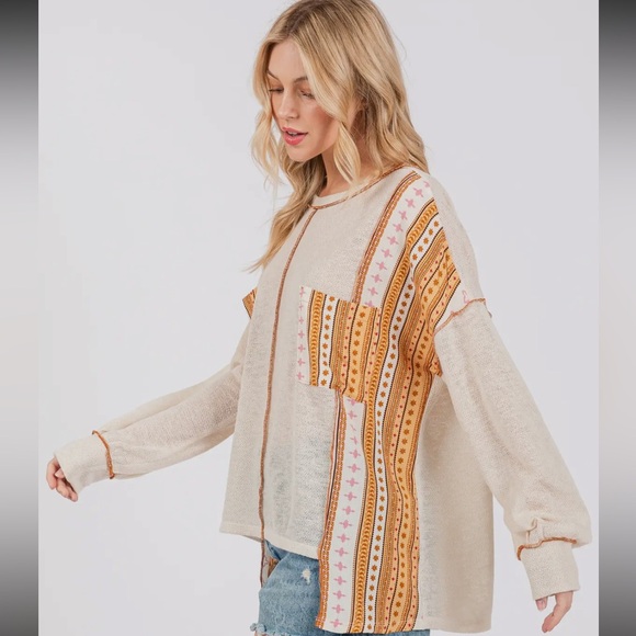 13 Boho Contrast Boho Round Neck Sweater - Picture 3 of 5